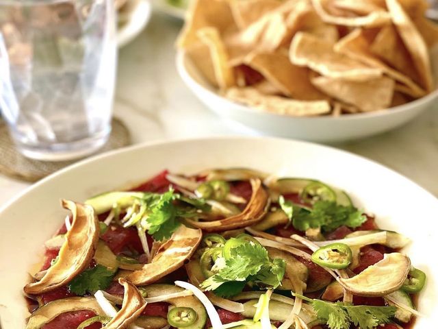 Ahi tuna tartare with crispy mushroom chips — Private Chef Los Cabos